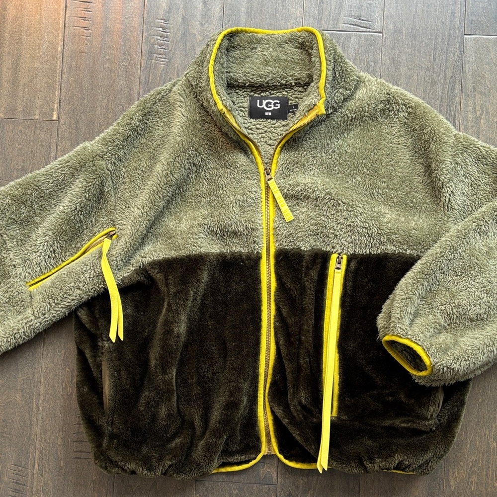 UGG Fleece Jacket - Olive and Yellow